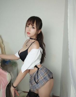 善良漂亮的女老板伦理