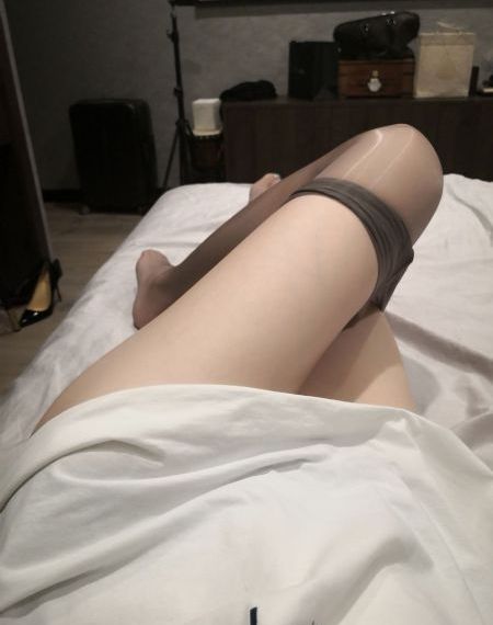 火口的两人在线