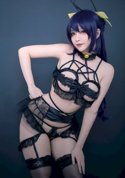 美妇湿透娇羞紧窄迎合视频